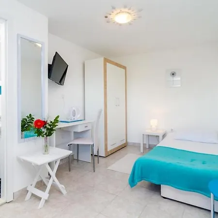 & Lino - Single With Terrace And Sea View *